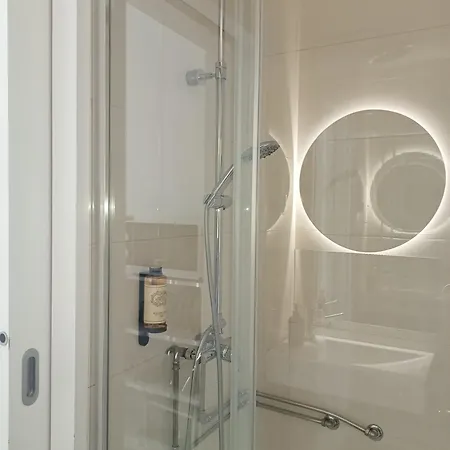 Pensionat Avenue 3*
