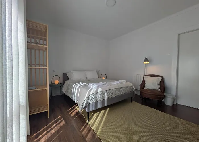 Avenue ゲストハウス Apúlia