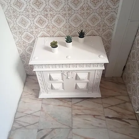 Avenue Guest house